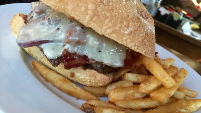Papermoon Diner Burger